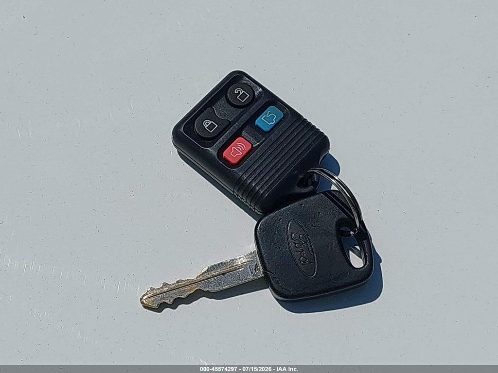 1FAFP34314W143155 2004 FORD FOCUS photo no. 11