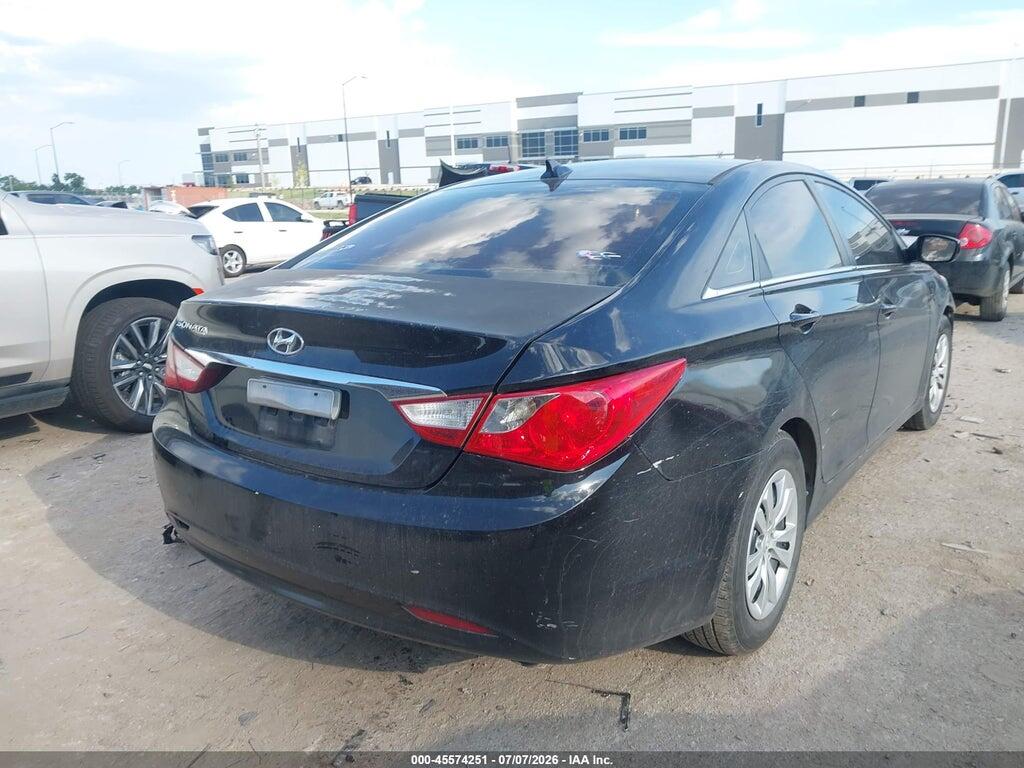 5NPEB4AC8CH393740 2012 HYUNDAI SONATA photo no. 4