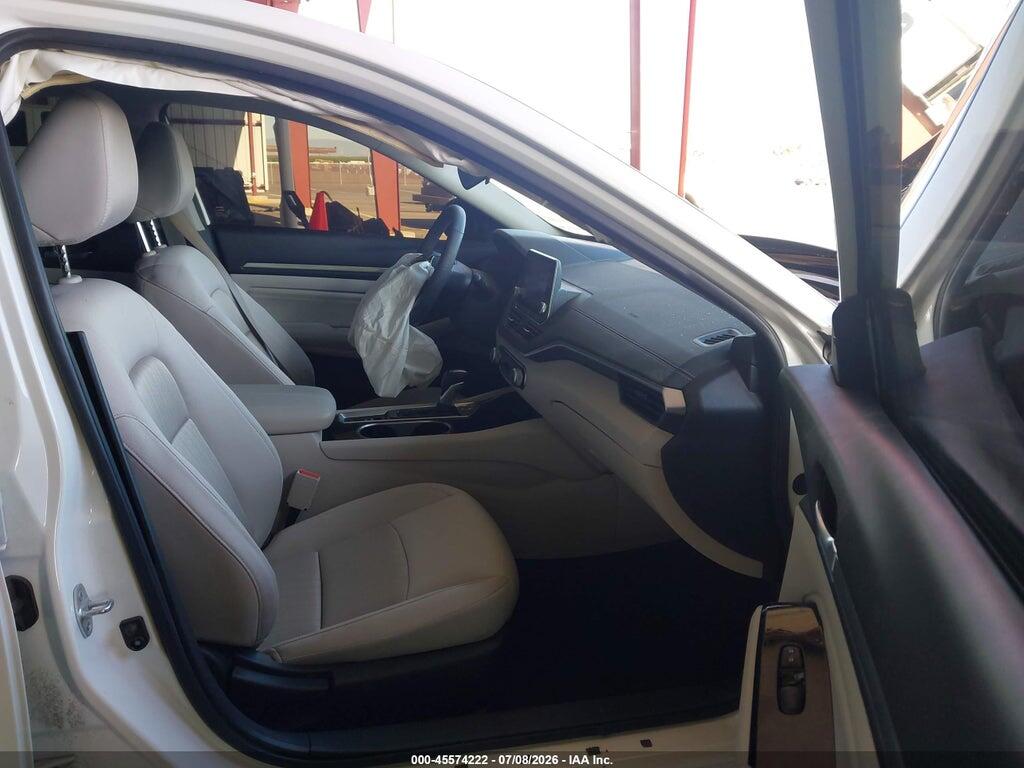 1N4BL4DV1MN353939 2021 NISSAN ALTIMA photo no. 5