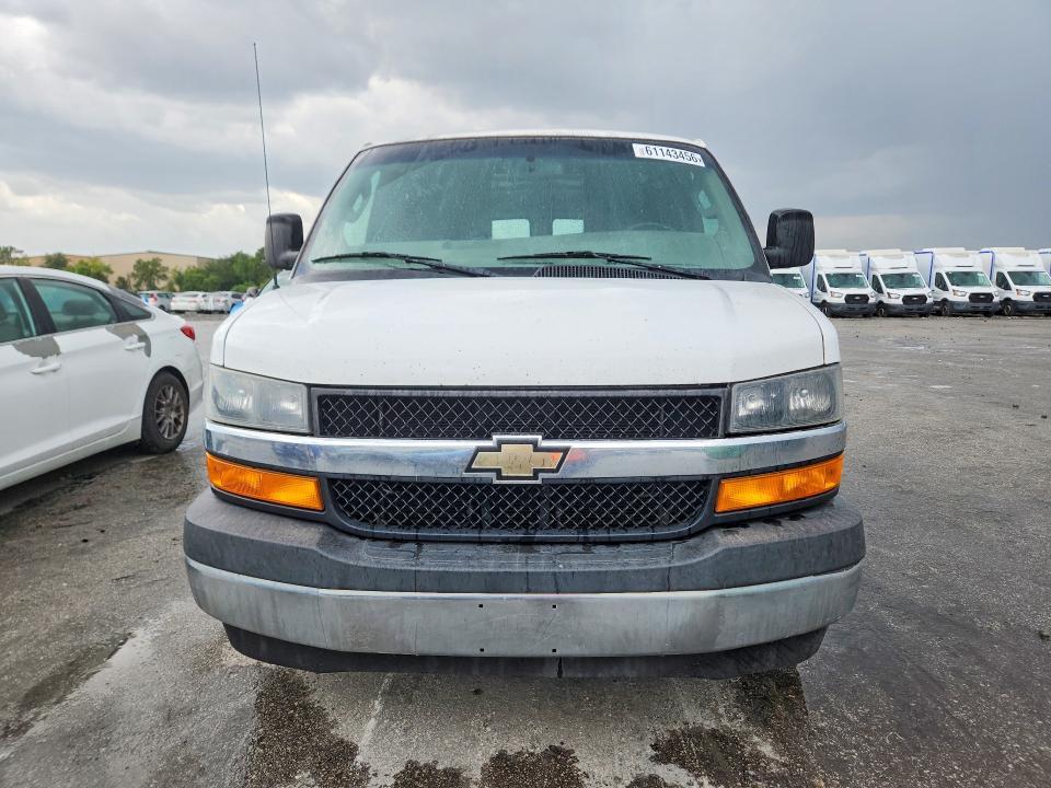2027 CHEVROLET EXPRESS 2500 CARGO DELIVERY VAN — Фото 5 из 13