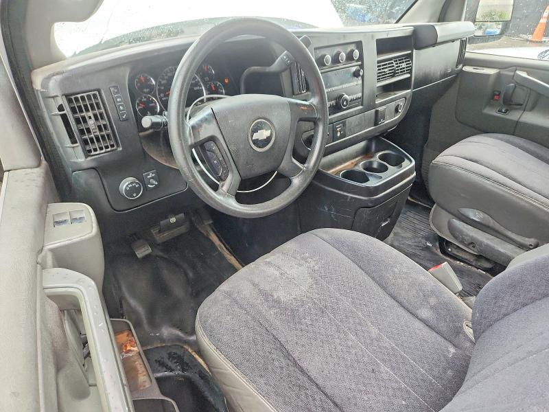 2027 CHEVROLET EXPRESS 2500 CARGO DELIVERY VAN — Фото 8 из 13