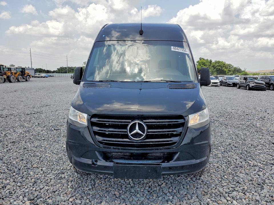 2019 MERCEDES-BENZ SPRINTER 2500/3500 DELIVERY VAN — Фото 5 из 12