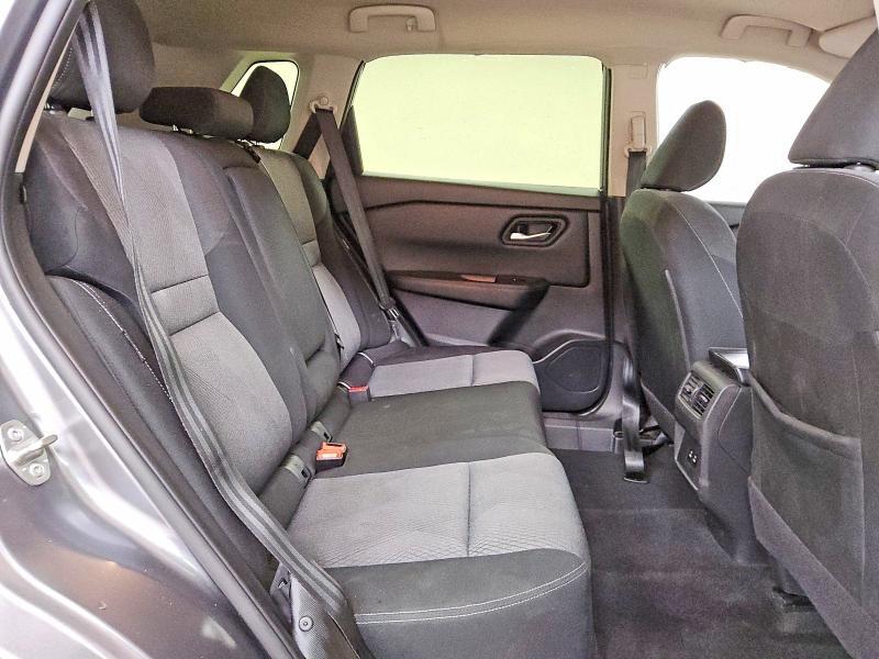 2025 NISSAN ROGUE SV — Фото 11 из 14