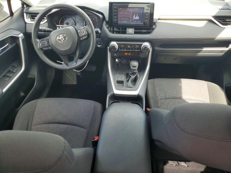 2019 TOYOTA RAV4 XLE — Фото 8 из 13