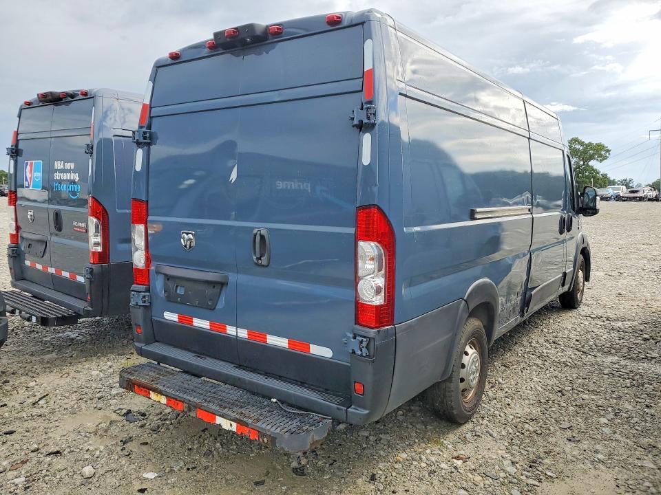 2020 RAM PROMASTER 3500 DELIVERY VAN — Фото 3 из 12