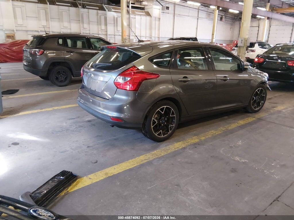 1FAHP3K25CL216059 2012 FORD FOCUS photo no. 4
