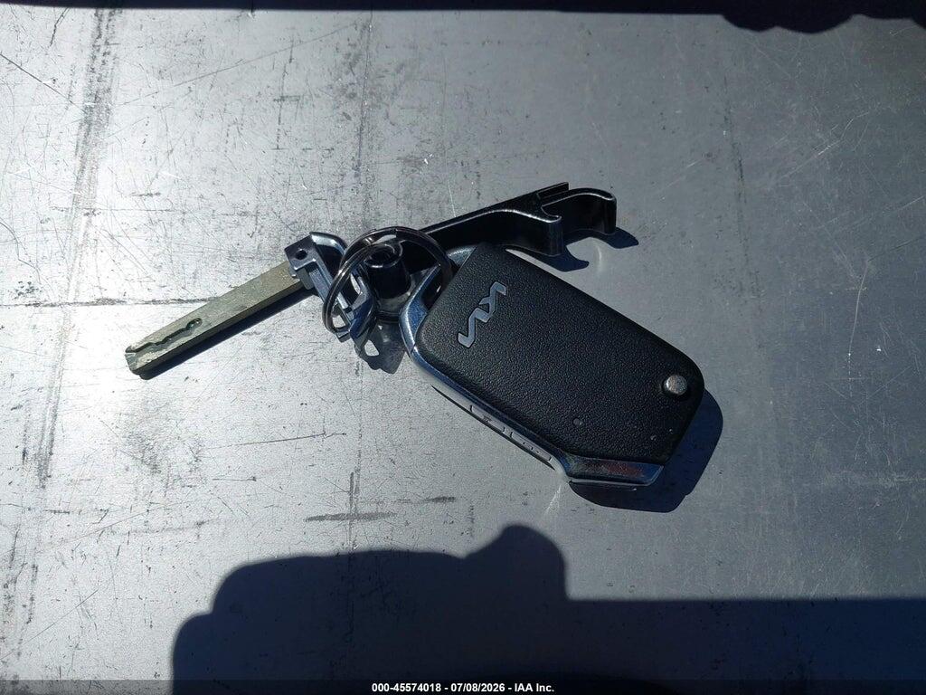 KNDPUCAG4P7022990 2023 KIA SPORTAGE HYBRID photo no. 11