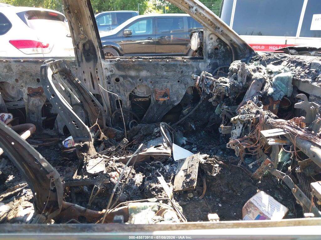 3GCUKSEC1JG355900 2018 CHEVROLET SILVERADO 1500 photo no. 5