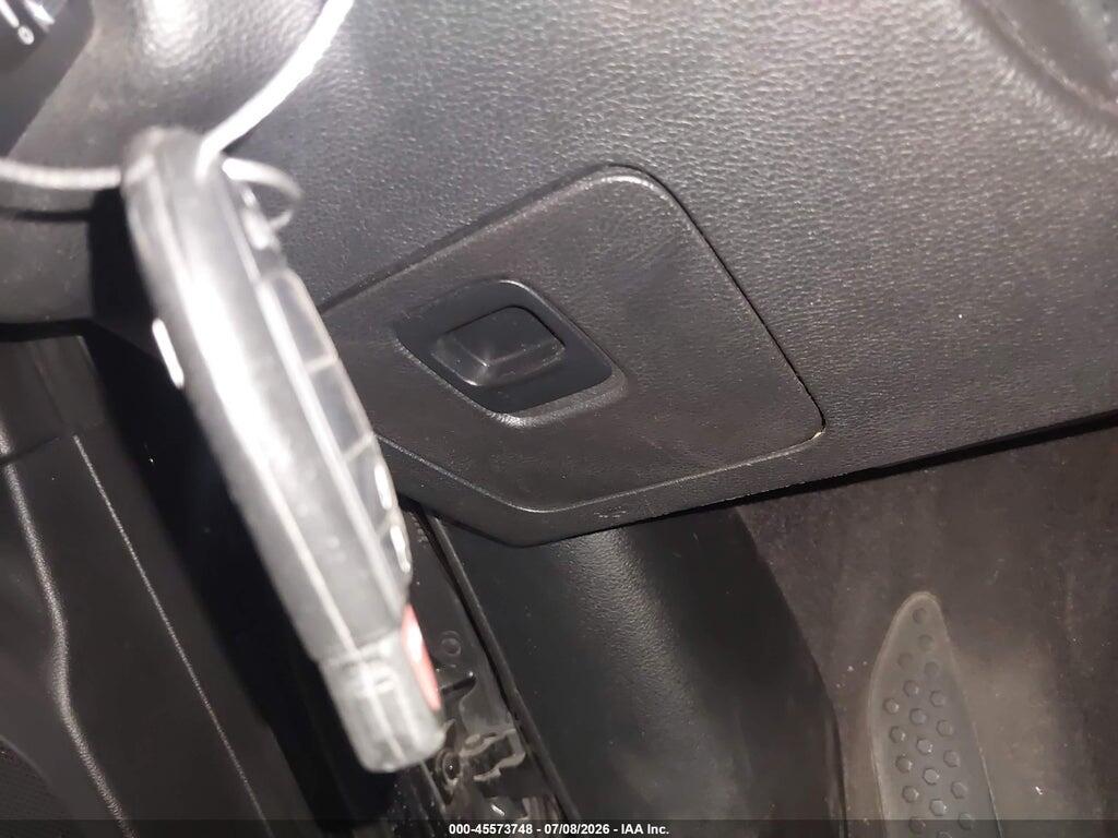 1C4PJLCB2JD511374 2018 JEEP CHEROKEE photo no. 11