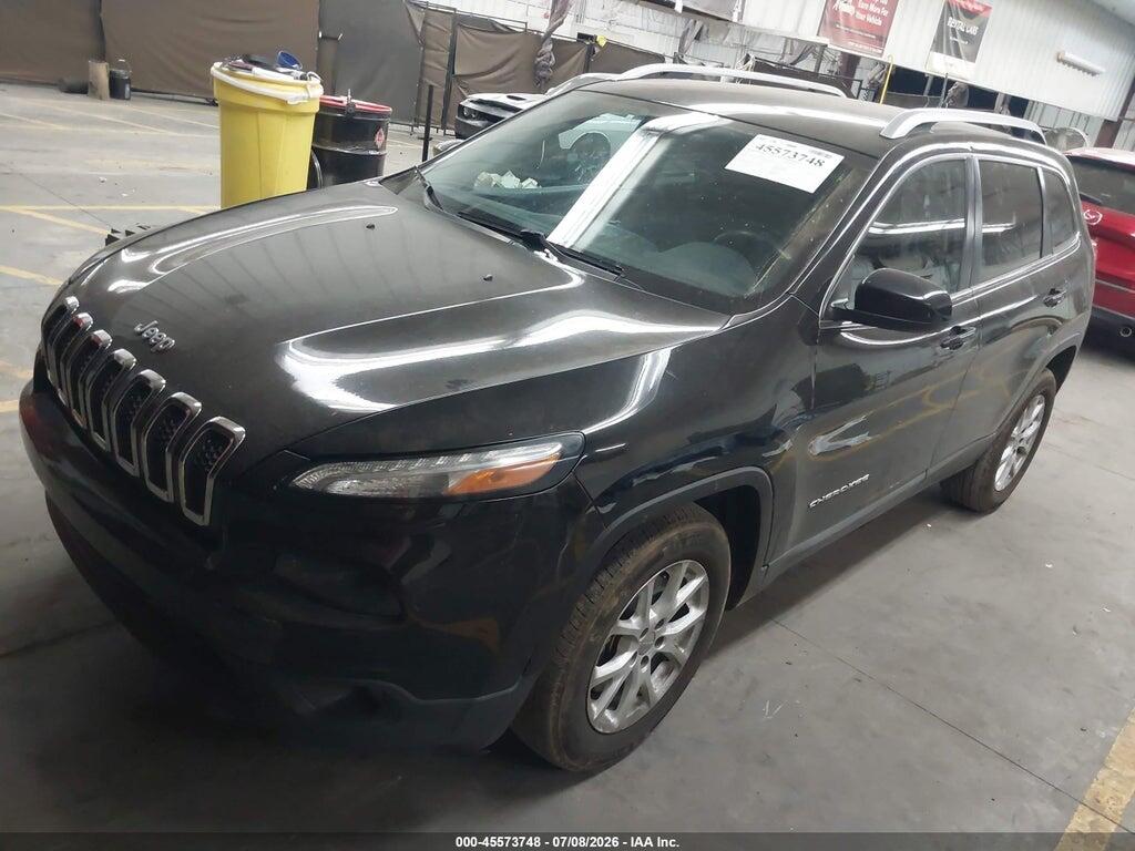 1C4PJLCB2JD511374 2018 JEEP CHEROKEE photo no. 2