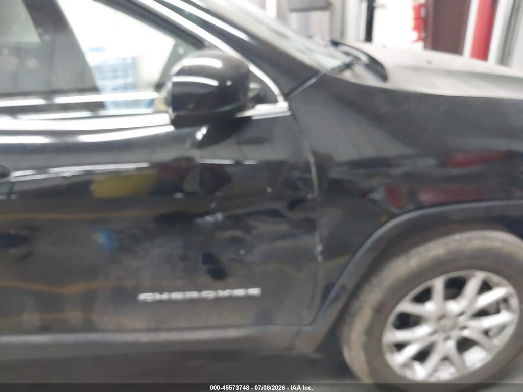 1C4PJLCB2JD511374 2018 JEEP CHEROKEE photo no. 6