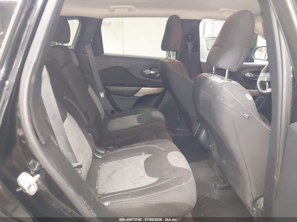 1C4PJLCB2JD511374 2018 JEEP CHEROKEE photo no. 8