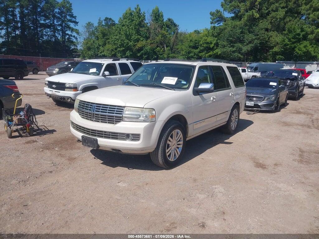 5LMFU28538LJ11512 2008 LINCOLN NAVIGATOR photo no. 2
