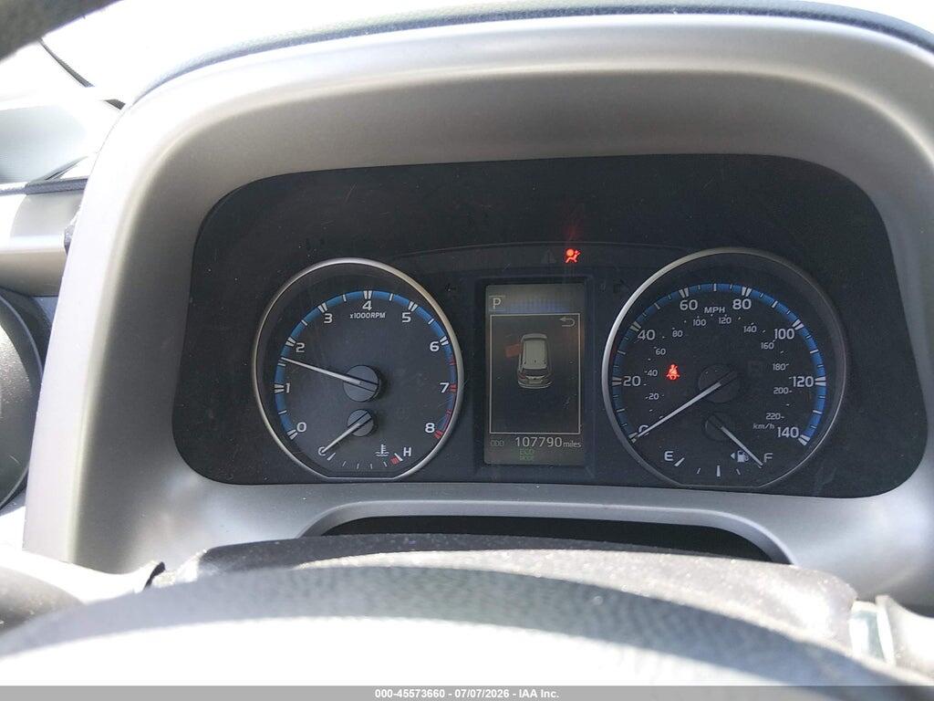 2T3ZFREV4JW519077 2018 TOYOTA RAV4 photo no. 7