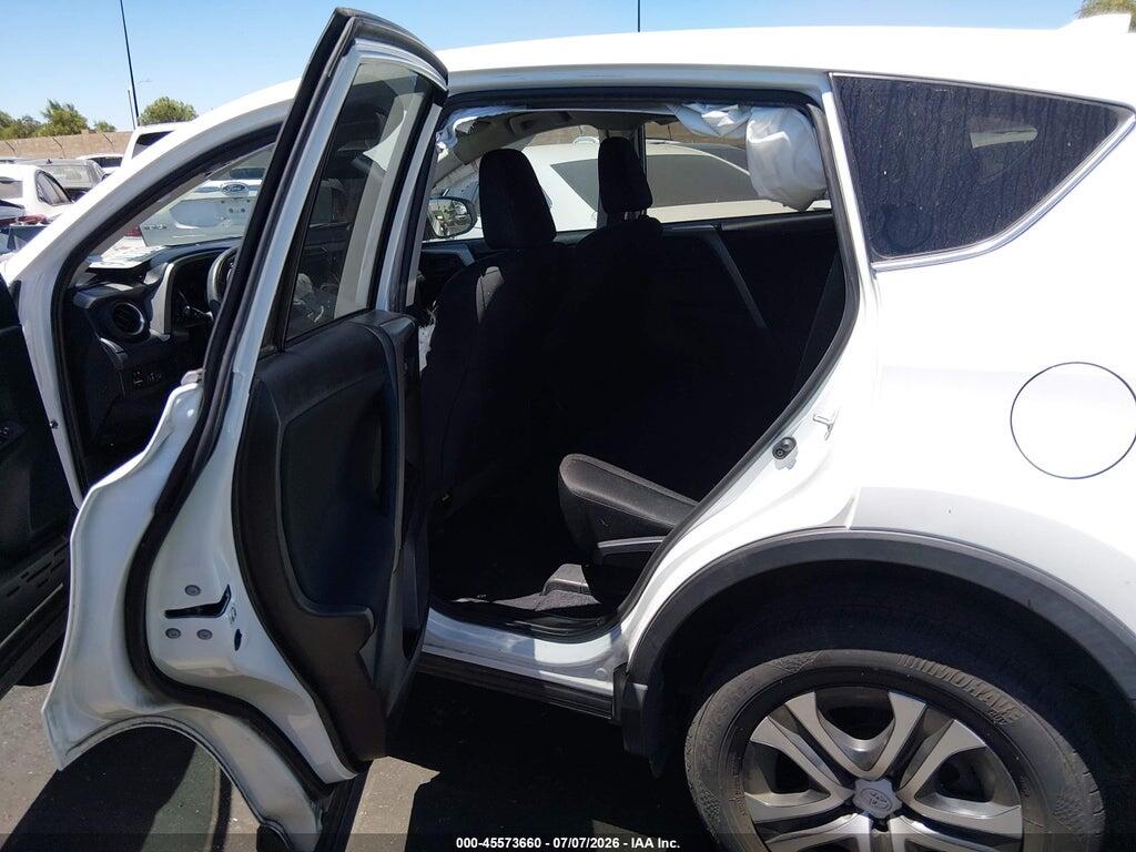 2T3ZFREV4JW519077 2018 TOYOTA RAV4 photo no. 8