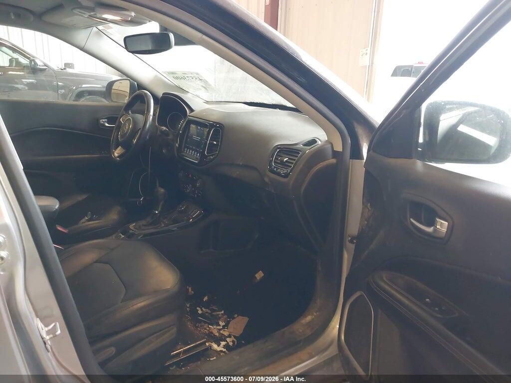 3C4NJDCB0LT127720 2020 JEEP COMPASS photo no. 5
