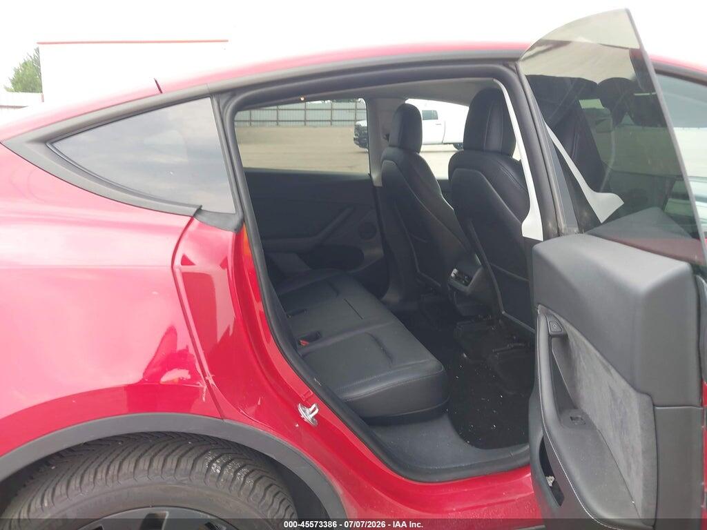 7SAYGDEE4NF519767 2022 TESLA MODEL Y photo no. 8