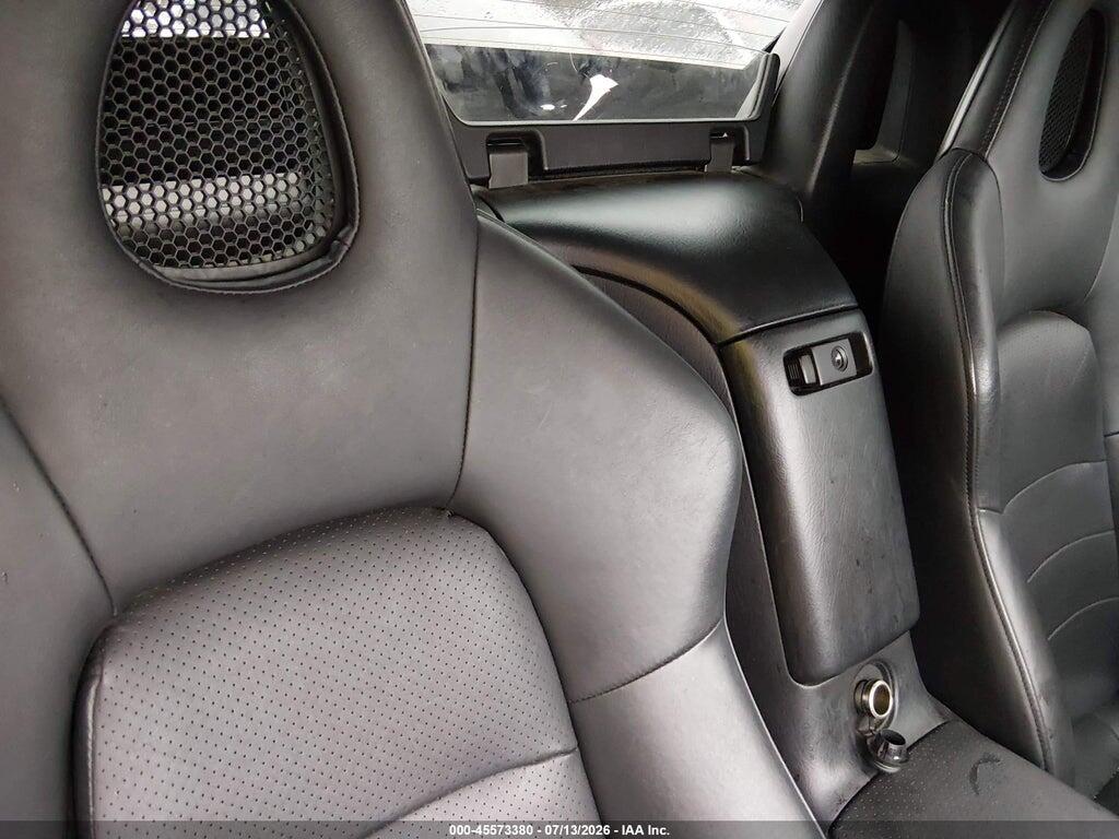 JHMAP21485S007365 2005 HONDA S2000 photo no. 8
