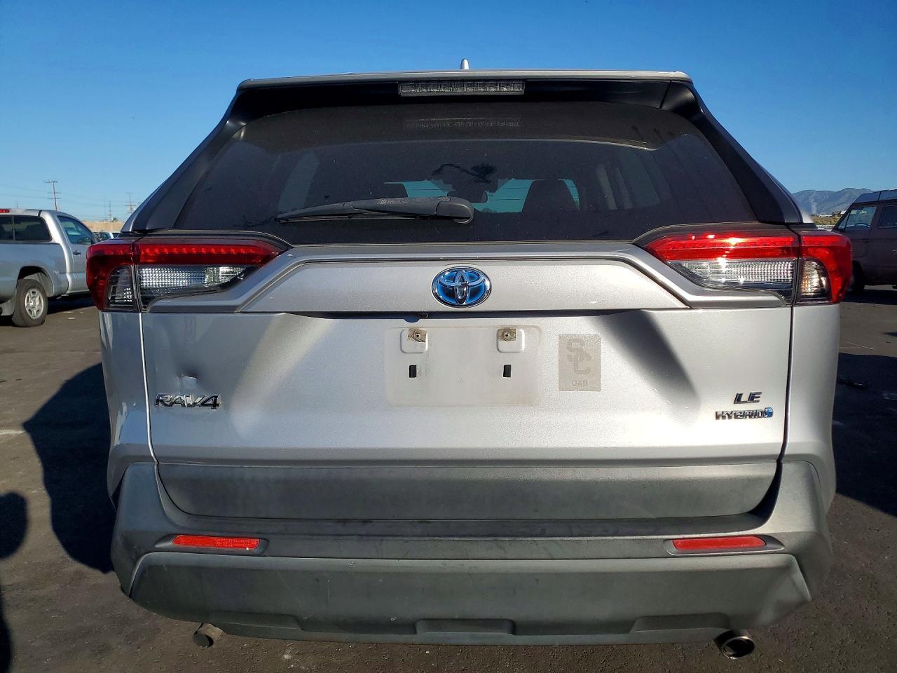 2019 TOYOTA RAV4 HYBD — Фото 6 из 13