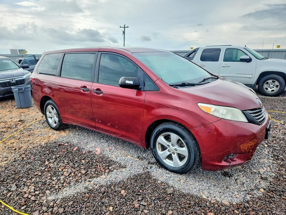 2017 TOYOTA SIENNA L 7-PASSENGER — Фото 4 из 13