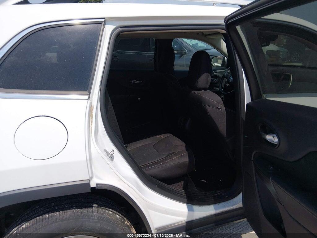 1C4PJLCBXGW201065 2016 JEEP CHEROKEE photo no. 8