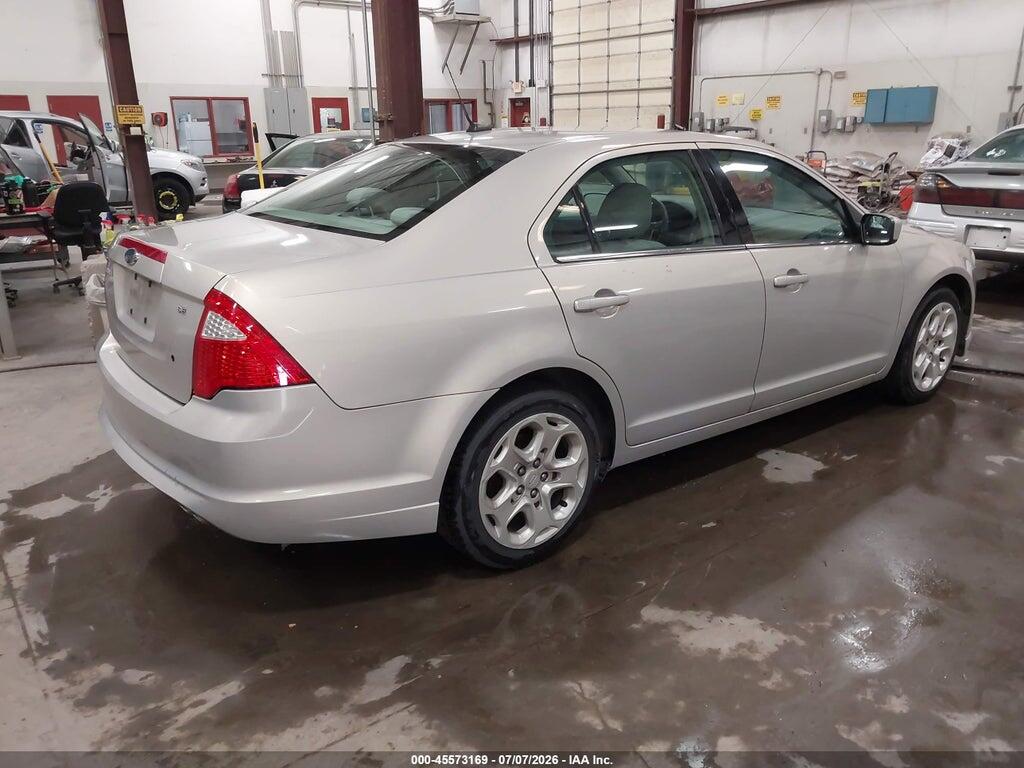 3FAHP0HA8AR128604 2010 FORD FUSION photo no. 4