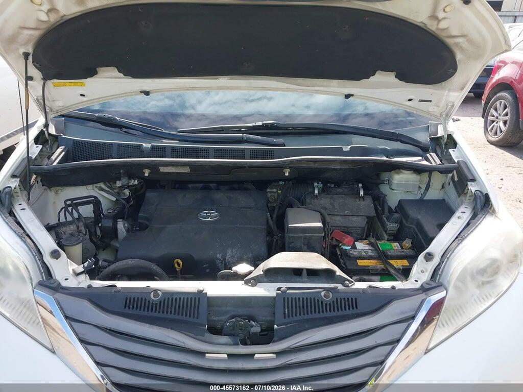 5TDYK3DC4BS099117 2011 TOYOTA SIENNA photo no. 10