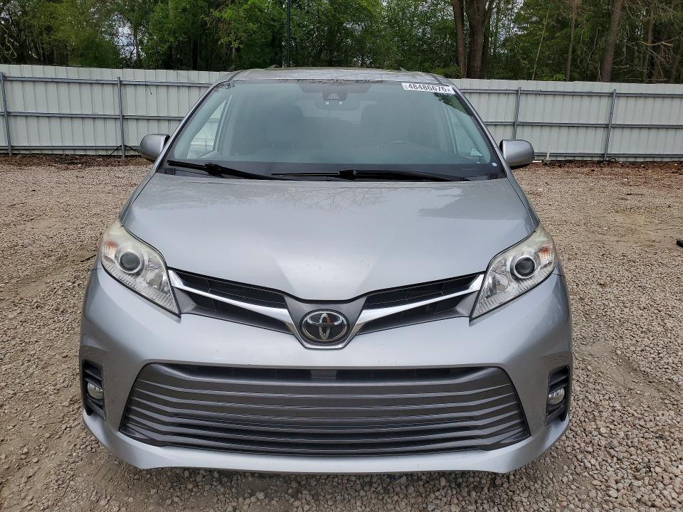 2019 TOYOTA SIENNA XLE 8-PASSENGER — Фото 5 из 13