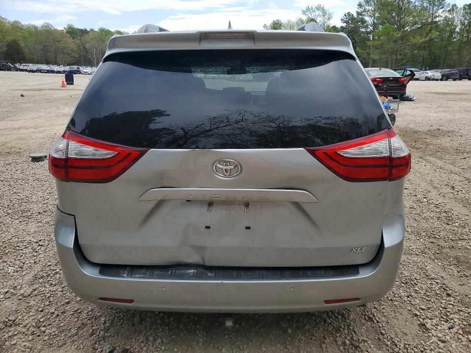 2019 TOYOTA SIENNA XLE 8-PASSENGER — Фото 6 из 13