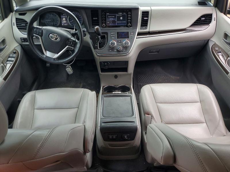 2019 TOYOTA SIENNA XLE 8-PASSENGER — Фото 8 из 13