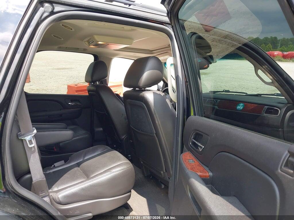 1GNSKCE04BR283019 2011 CHEVROLET TAHOE photo no. 8