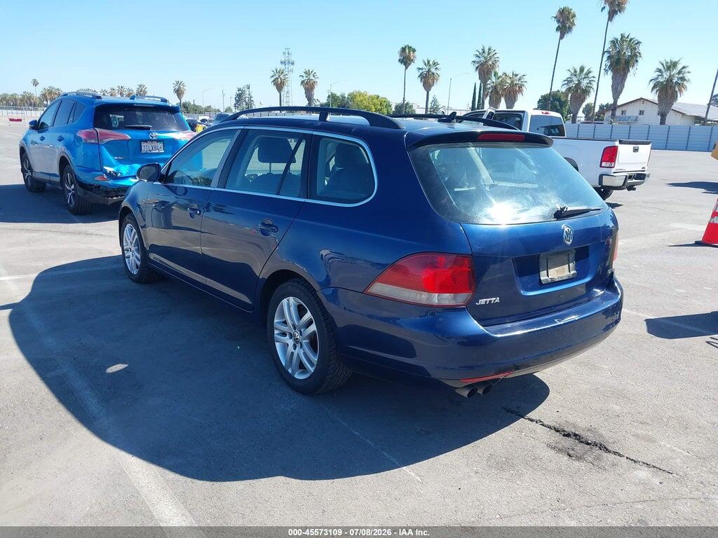 3VWPL7AJ0BM704444 2011 VOLKSWAGEN JETTA SPORTWAGEN photo no. 3