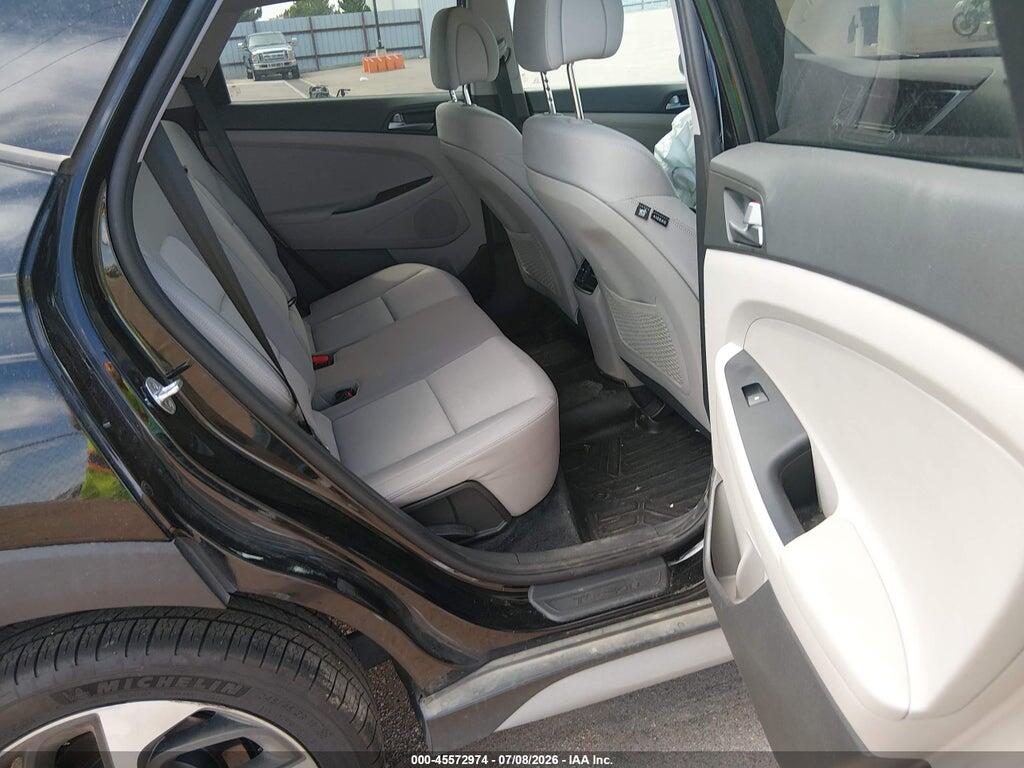 KM8J3CA22HU437883 2017 HYUNDAI TUCSON photo no. 8