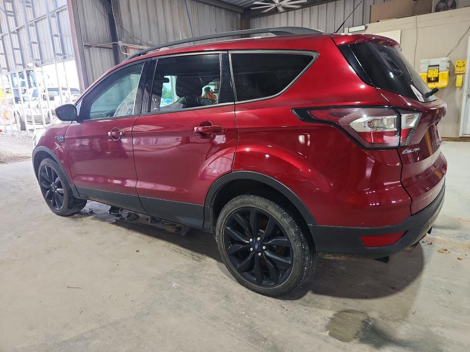 2017 FORD ESCAPE SE — Фото 2 из 13