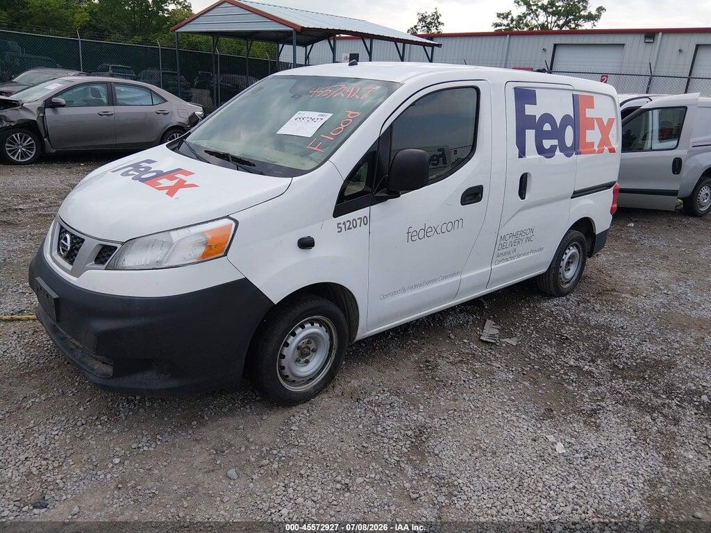 3N6CM0KN1JK699673 2018 NISSAN NV200 photo no. 2
