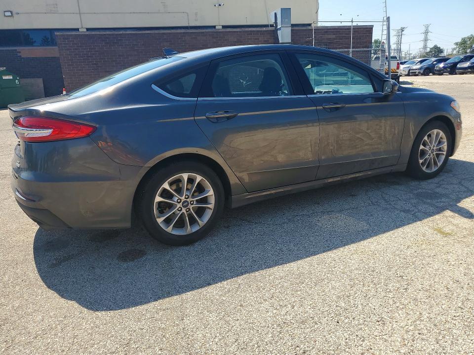 3FA6P0HD2KR247851 2019 FORD FUSION photo no. 3