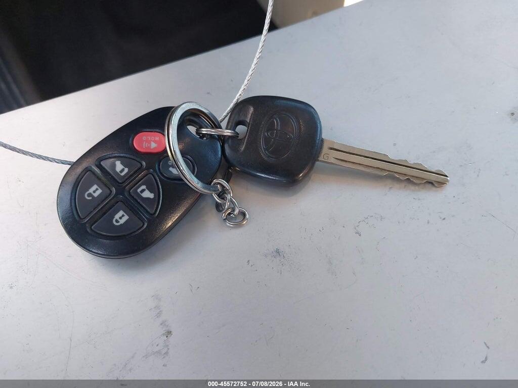 5TDXK3DC2ES500177 2014 TOYOTA SIENNA photo no. 11