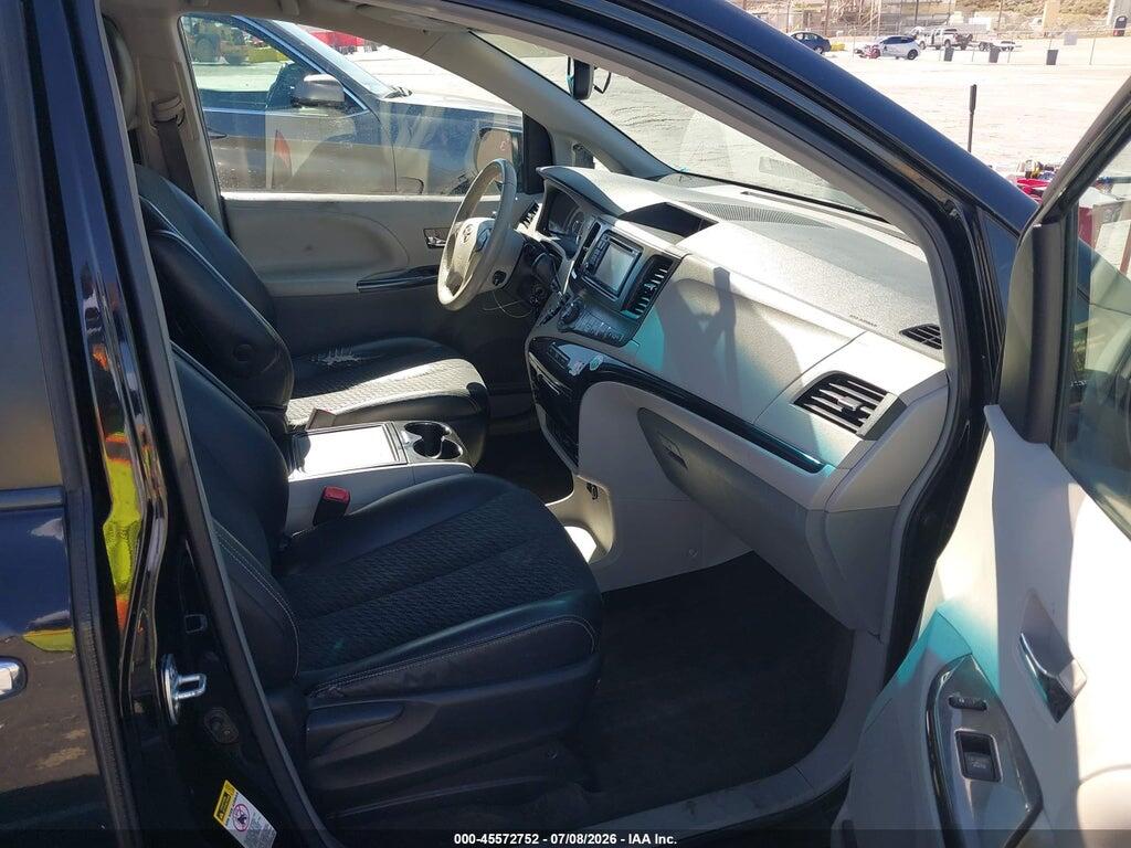 5TDXK3DC2ES500177 2014 TOYOTA SIENNA photo no. 5