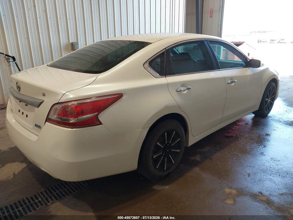 1N4AL3AP8DC238519 2013 NISSAN ALTIMA photo no. 4