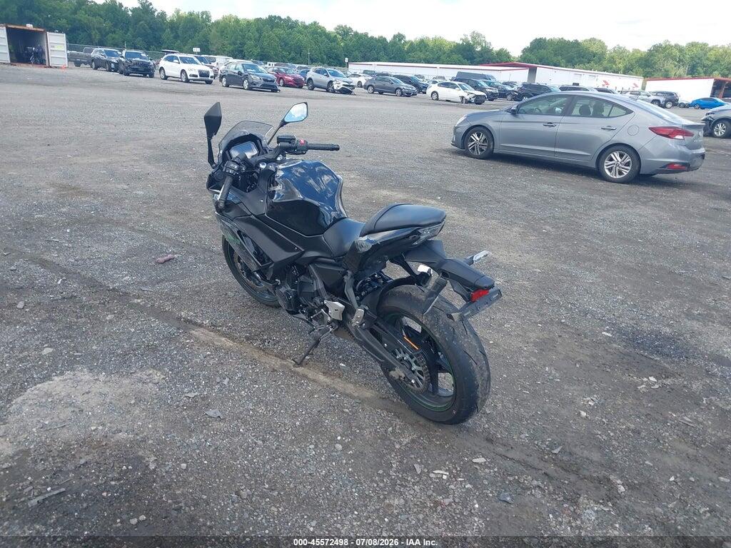 ML5EXER16SDAF4093 2025 KAWASAKI EX650 photo no. 3