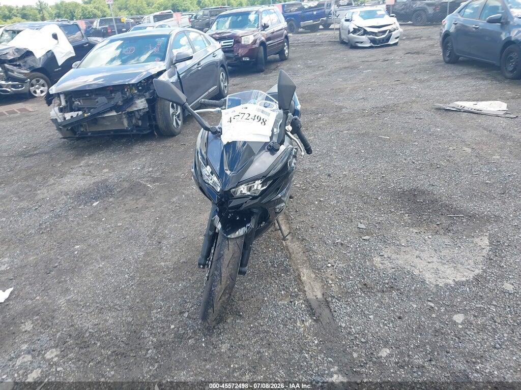 ML5EXER16SDAF4093 2025 KAWASAKI EX650 photo no. 5