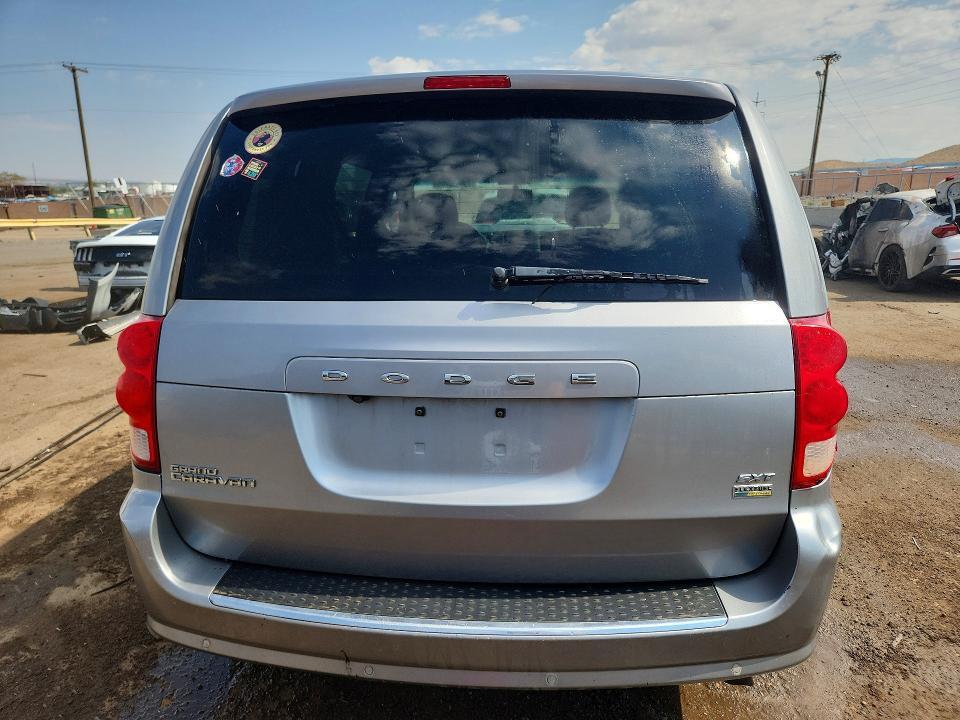 2014 DODGE GRAND CARAVAN SXT — Фото 6 из 14