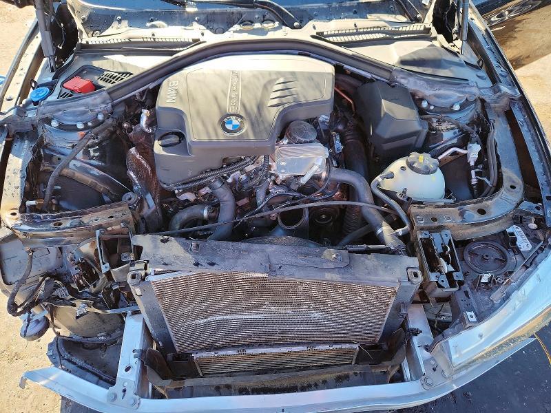 WBA8E1G33HNU18266 2017 BMW 320 photo no. 11