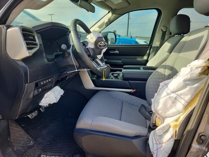 2023 TOYOTA TUNDRA SR5 — Фото 7 из 12