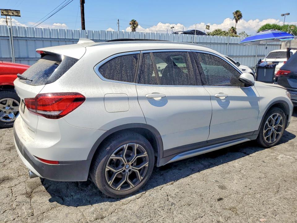 2021 BMW X1 SDRIVE28I — Фото 3 из 13