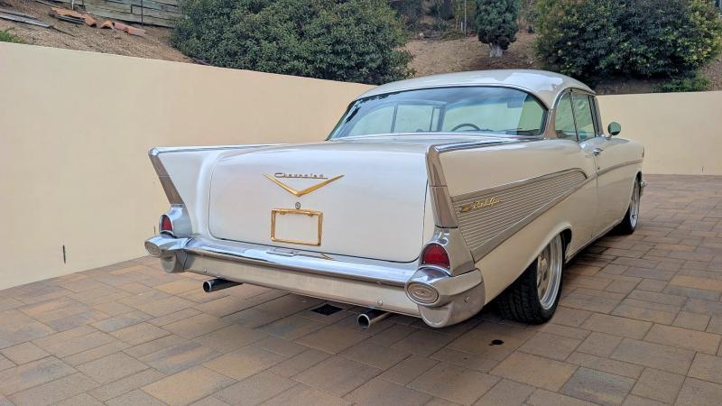 1957 CHEVROLET BEL AIR HARD TOP — Фото 4 из 13