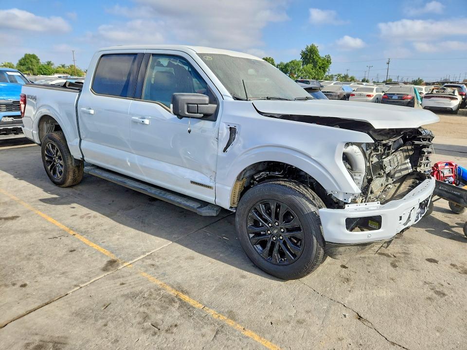 2025 FORD F150 XLT — Фото 4 из 12