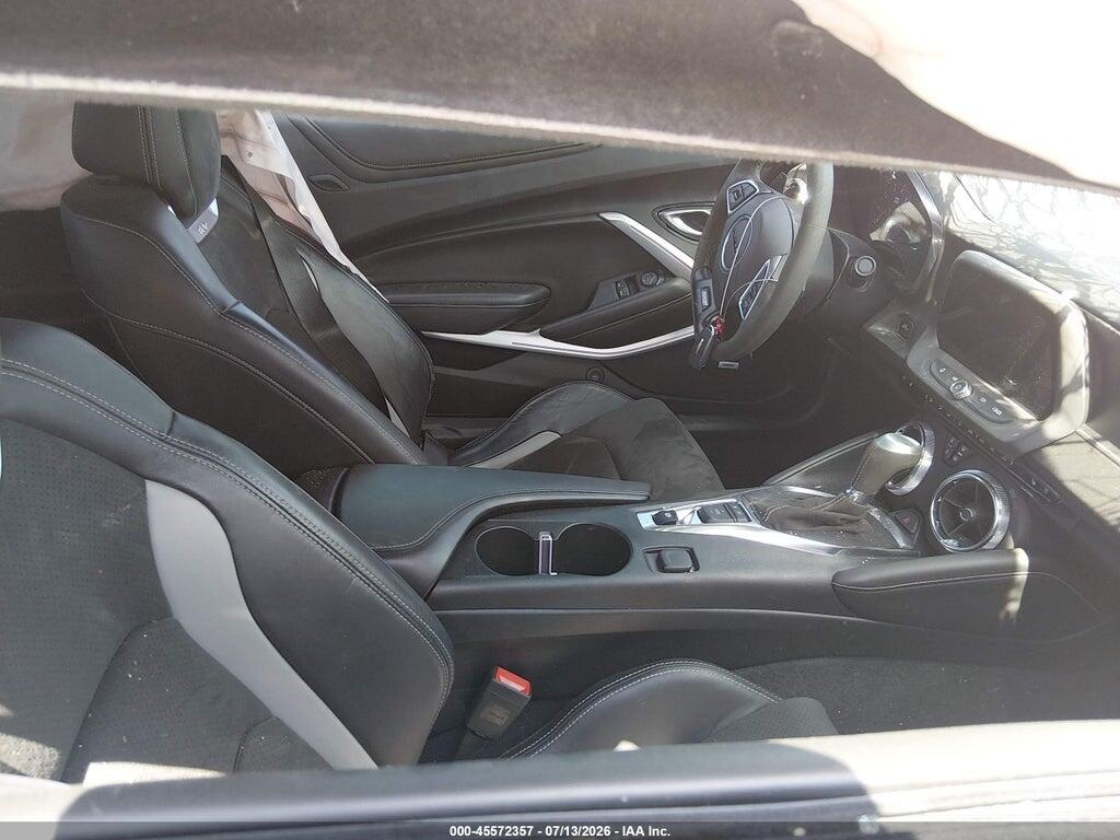 1G1FH1R78M0100483 2021 CHEVROLET CAMARO photo no. 5