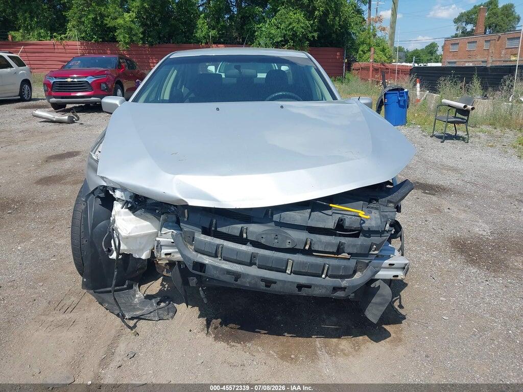 3FAHP0HA0AR136387 2010 FORD FUSION photo no. 12