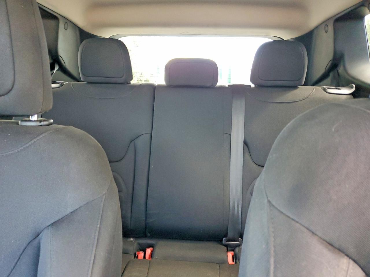2018 JEEP RENEGADE LATITUDE — Фото 10 из 13